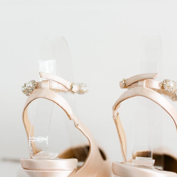 Badgley Mischka Kris Soft Nude Satin Women's Pump 8 New Champagne - Picture 10 of 11